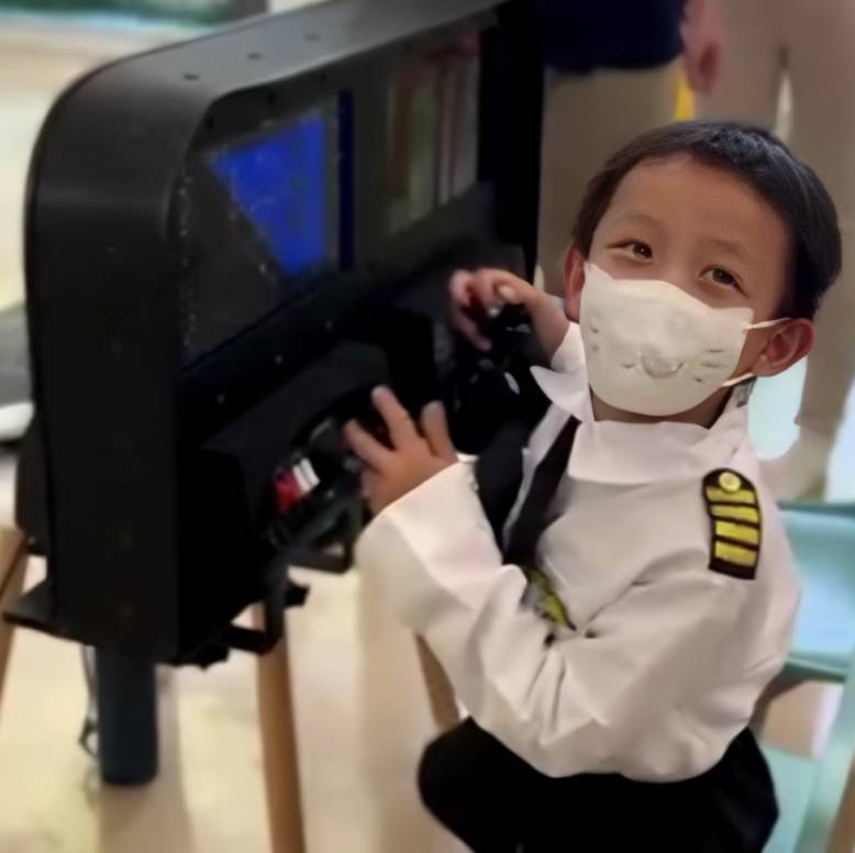 7–11 Years Old Dream Careers Half-Day Camp (Surgeon x Pilot)