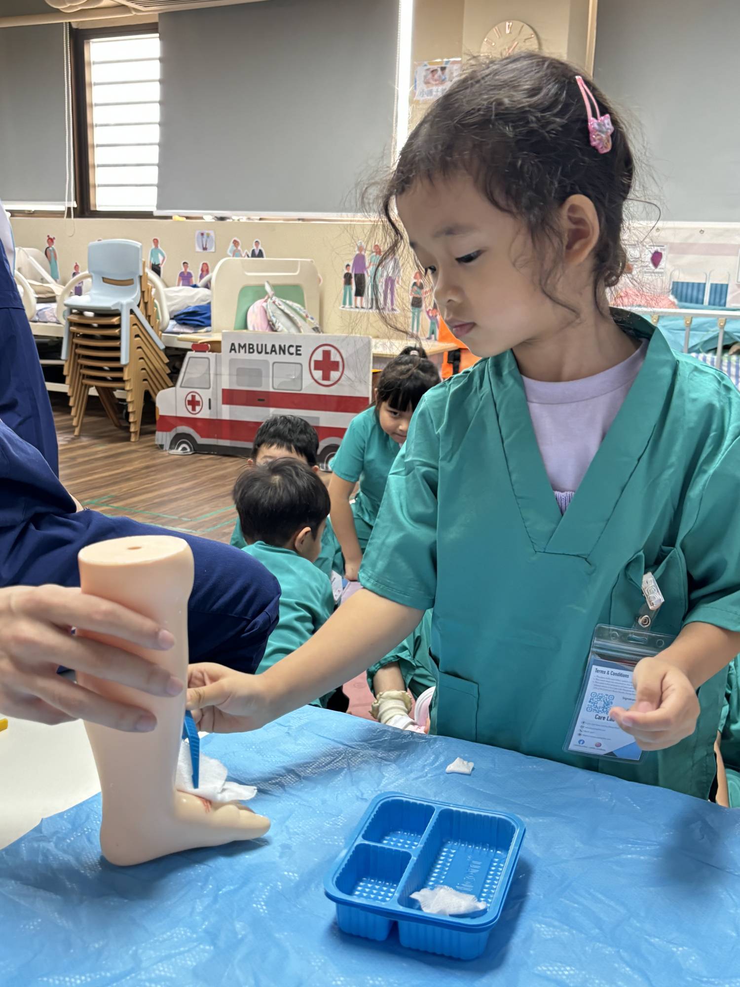 👩🏻‍⚕️AED 1 Accident & Emergency Department  - First Session🧑🏻‍⚕️ (Ages 3-6)