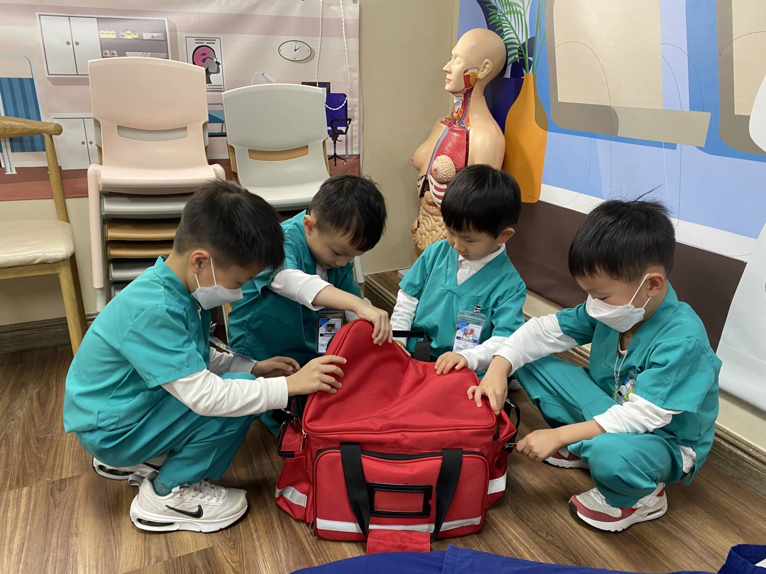 4–6 Years Old Dream Careers Half-Day Camp (Doctor x Pilot)